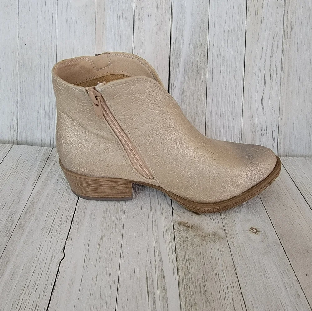 50% OFF SALE-GYPSY JAZZ- DIVINE TOOLED NUDE BOOTIES - Picture 3 of 8